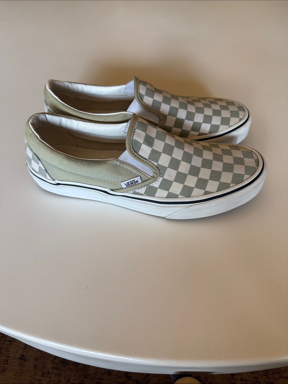 Vans - Picture 2 of 5